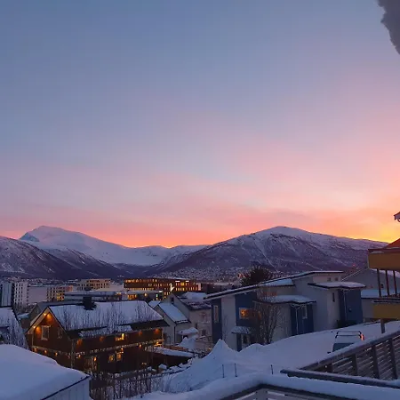 Arctic View - Sentral Apartment With Free Parking Tromsø Eksteriør bilde