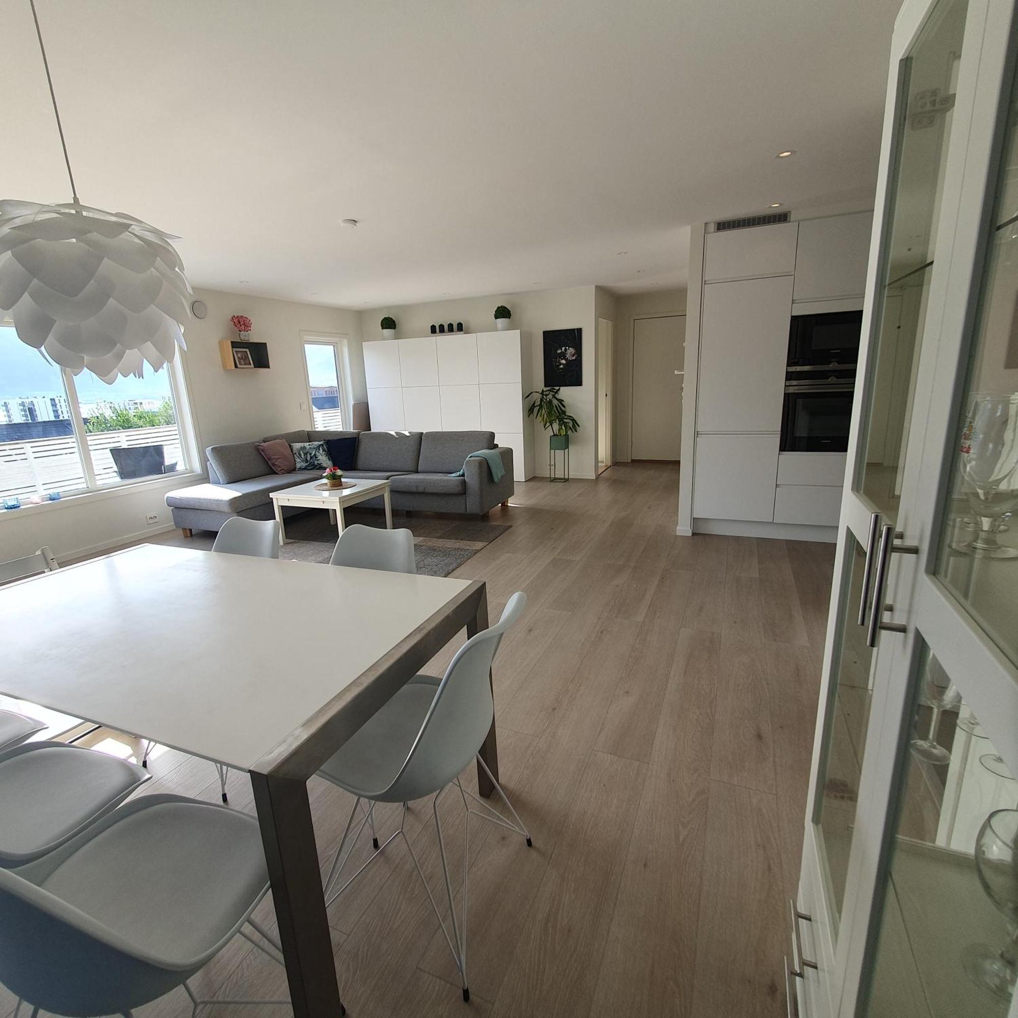 Arctic View - Sentral With Free Parking Leilighet *